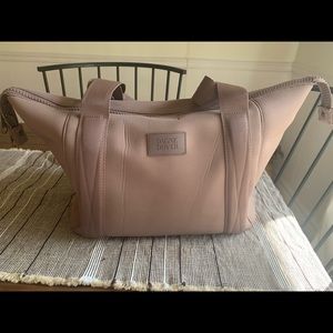 Dagne Dover medium Landon carryall in dune
